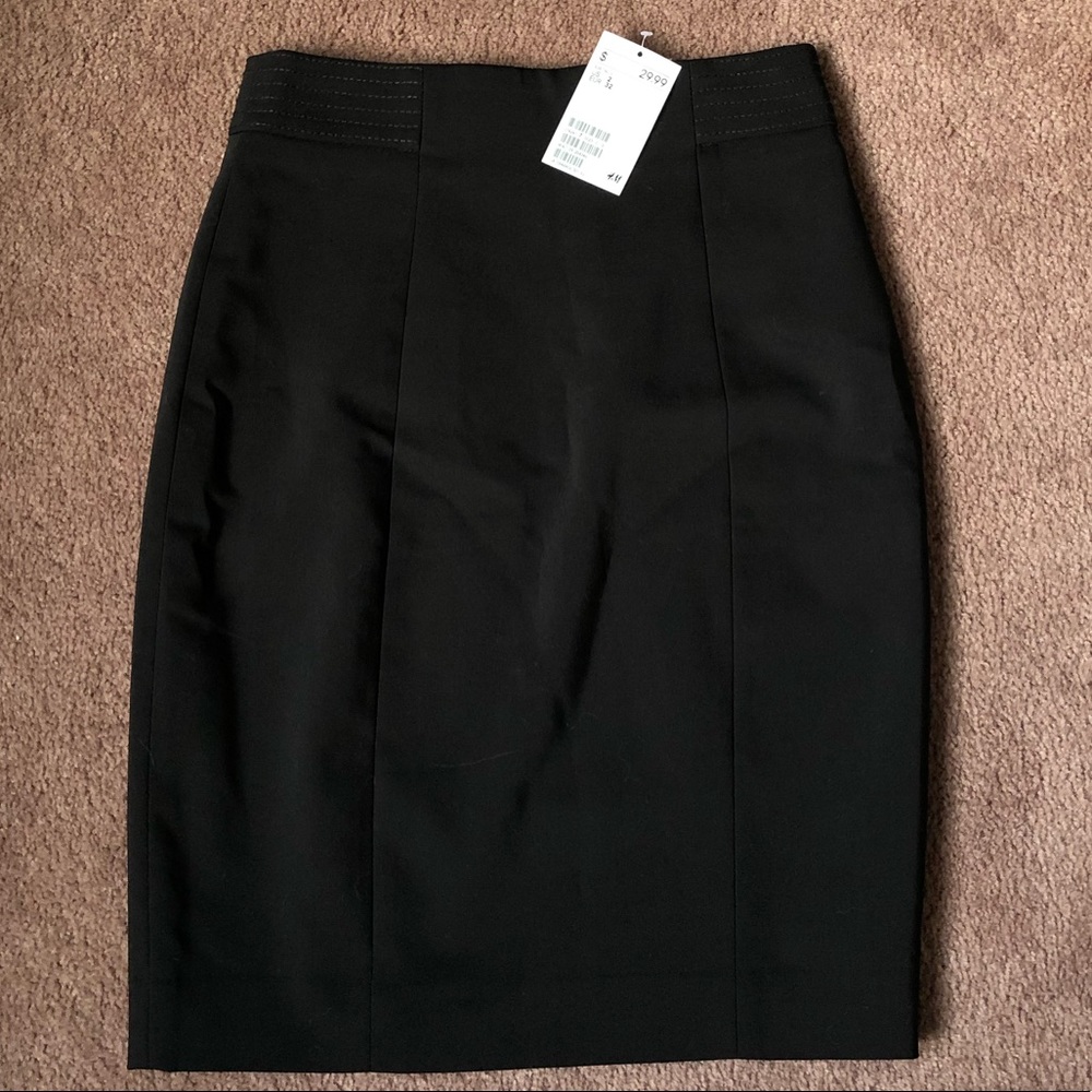 Black midi pencil skirt
